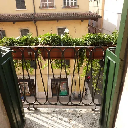 Residenza Palazzo Negri Апартаменты