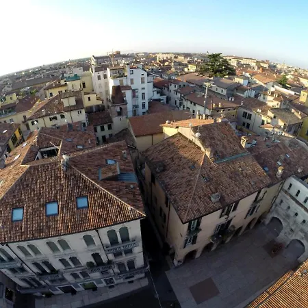 Residenza Palazzo Negri Апартаменты *