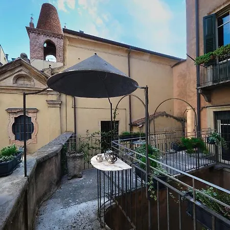 Residenza Palazzo Negri Апартаменты *