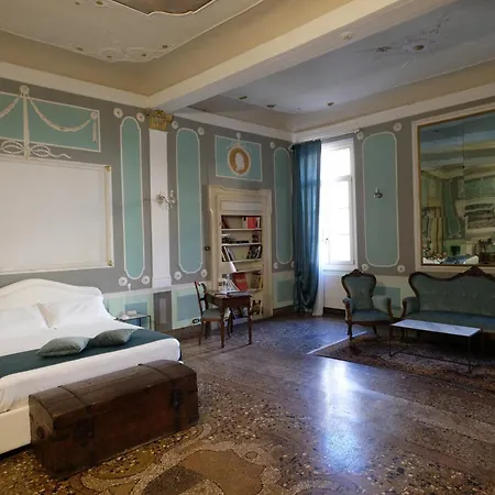 Palazzo Negri Apartment *