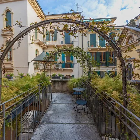 Lejlighed Residenza Palazzo Negri *