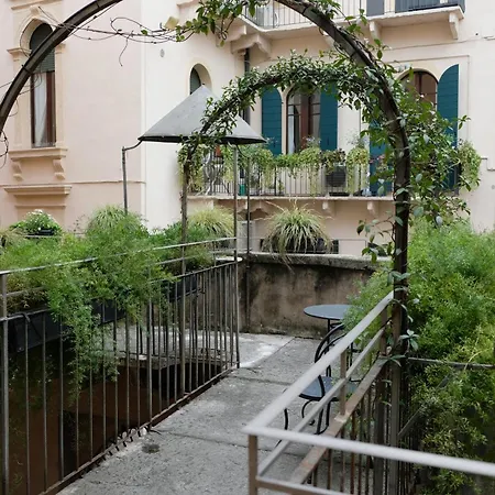 Lejlighed Residenza Palazzo Negri